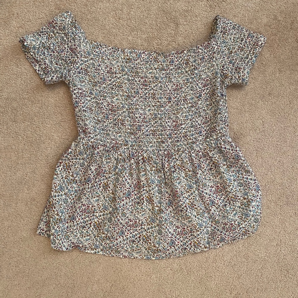 ‼️Low price‼️ Off the shoulder floral top
